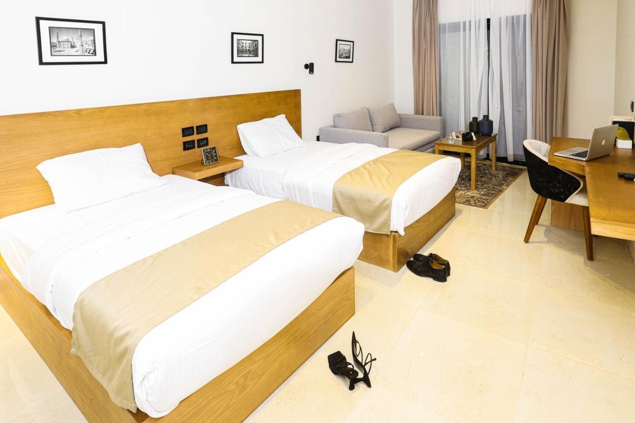 Newcity & Aparthotel 3*